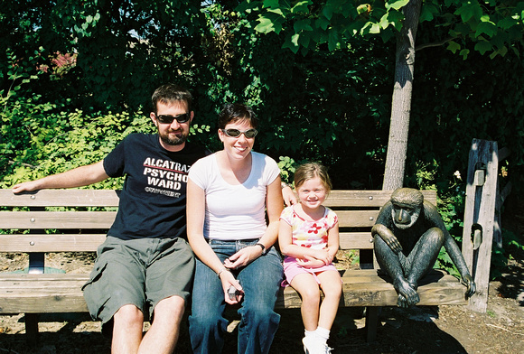 Labor Day itself was spent visiting the Cleveland Metroparks Zoo.  Here are Warwick, Bec, MacCaila and "friend" posed on a bench by Monkey Island.  (September 5, 2005)© Carolyn S. Murray 2005