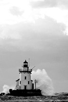 OHIO:  Cleveland Harbor West Pierhead Lighthouse