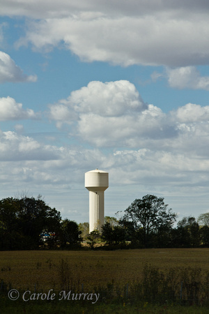 OHIO:  Water Tower near the Bloominburg / Midway exit off of I-71 South