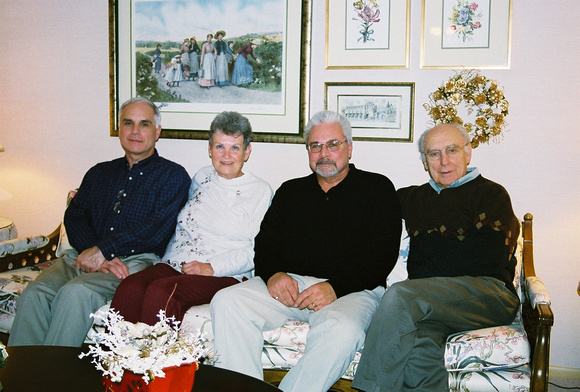 Diane lives in California now but during a visit back to Ohio, she did manage to get together with three of her cousins.  Here's a shot of the four of them:  Dennis, Diane, Larry and Don.  (December 2