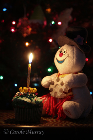 Happy Birthday Frosty Snowman Candle Cupcake